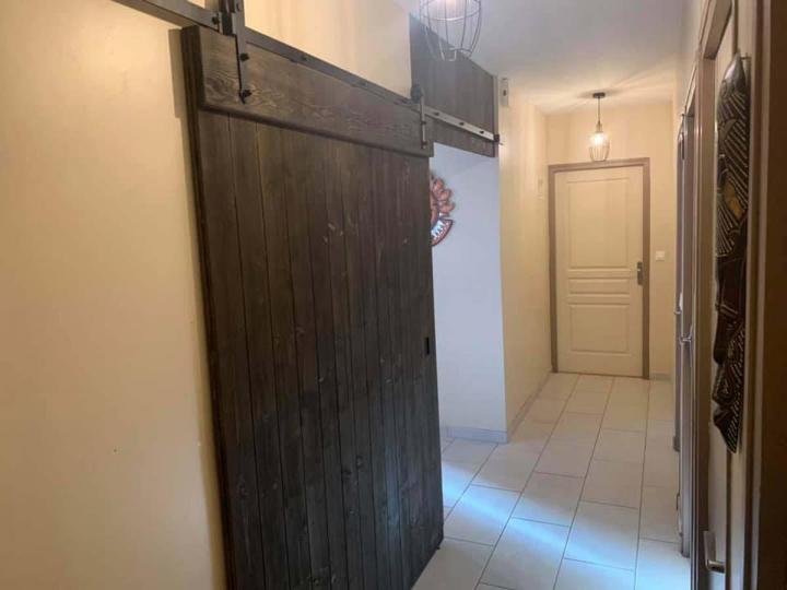 Fabrication menuiseries en bois Moulins-Engilbert