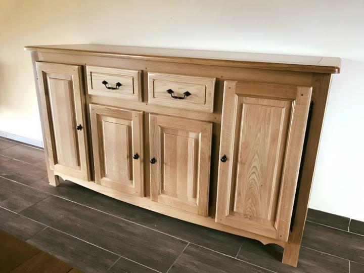 Nous transformons vos idées en réalité par la création des meubles en bois à Moulins-Engilbert