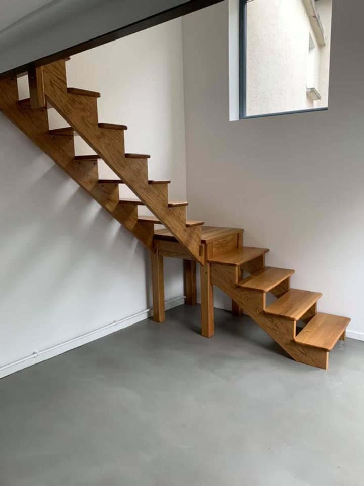 Fabrication menuiseries en bois Moulins-Engilbert