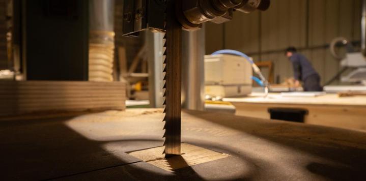 Fabrication menuiseries en bois Moulins-Engilbert