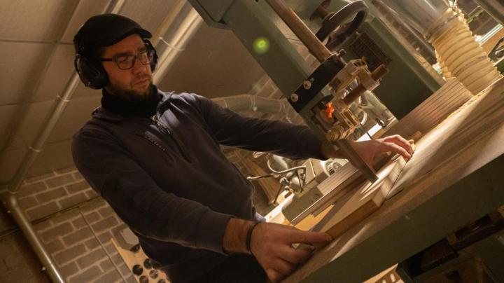 Fabrication menuiseries en bois Moulins-Engilbert