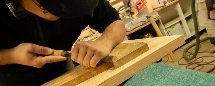 Fabrication menuiseries en bois Moulins-Engilbert