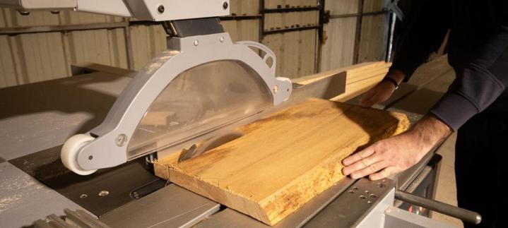 Fabrication menuiseries en bois Moulins-Engilbert