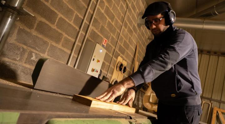 Fabrication menuiseries en bois Moulins-Engilbert